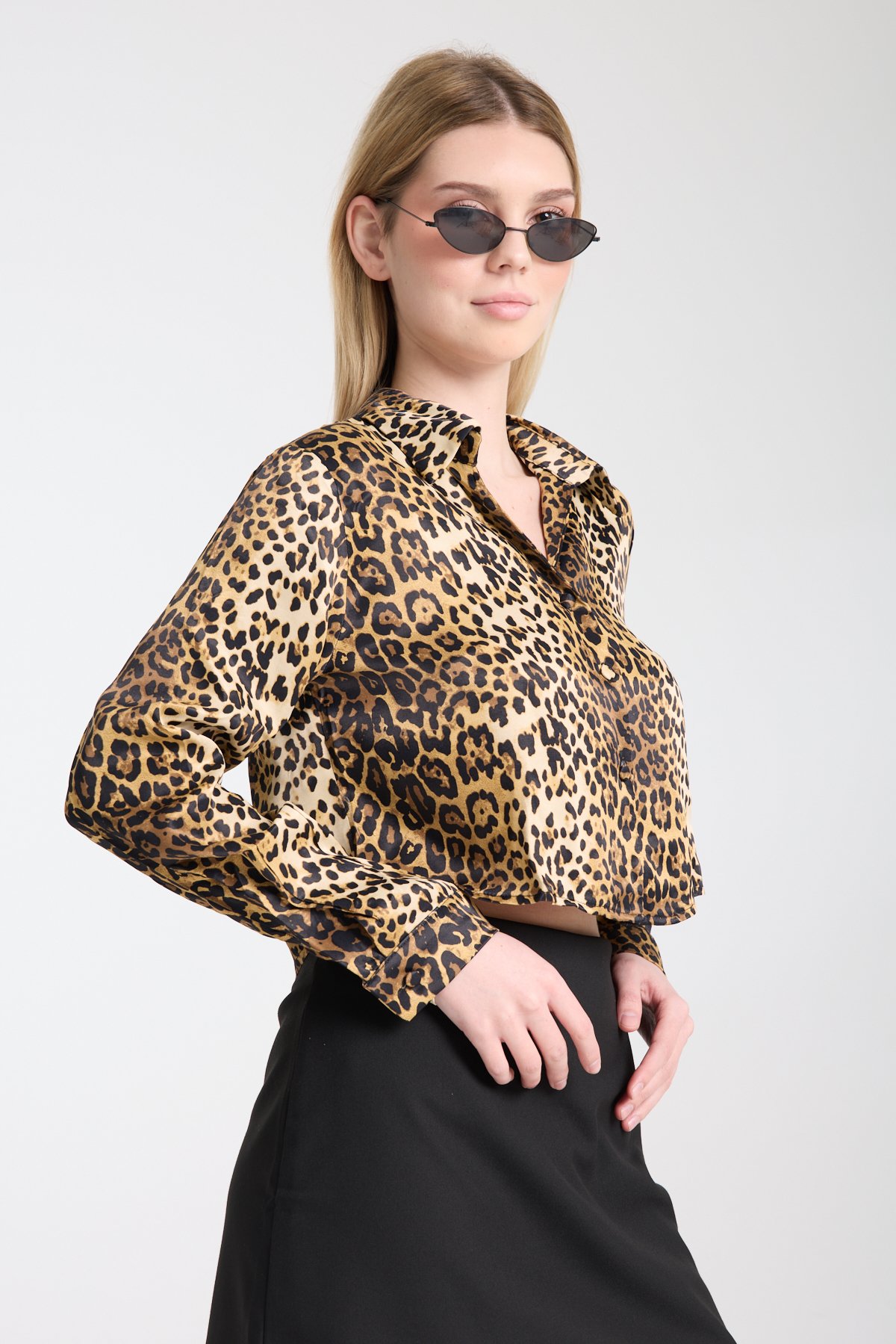 Leopar desenli saten gömlek