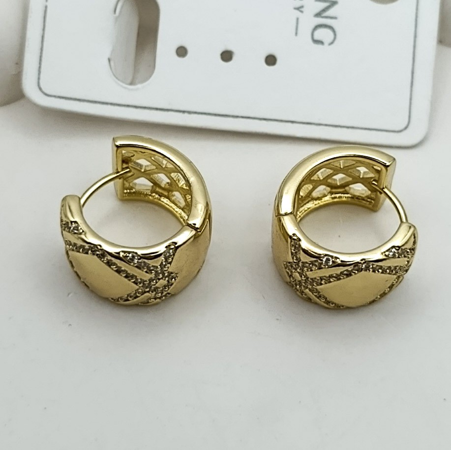 Xuping Küpe Crossline Çapraz Çizgi Desen Halka Model 14k Gold Renk