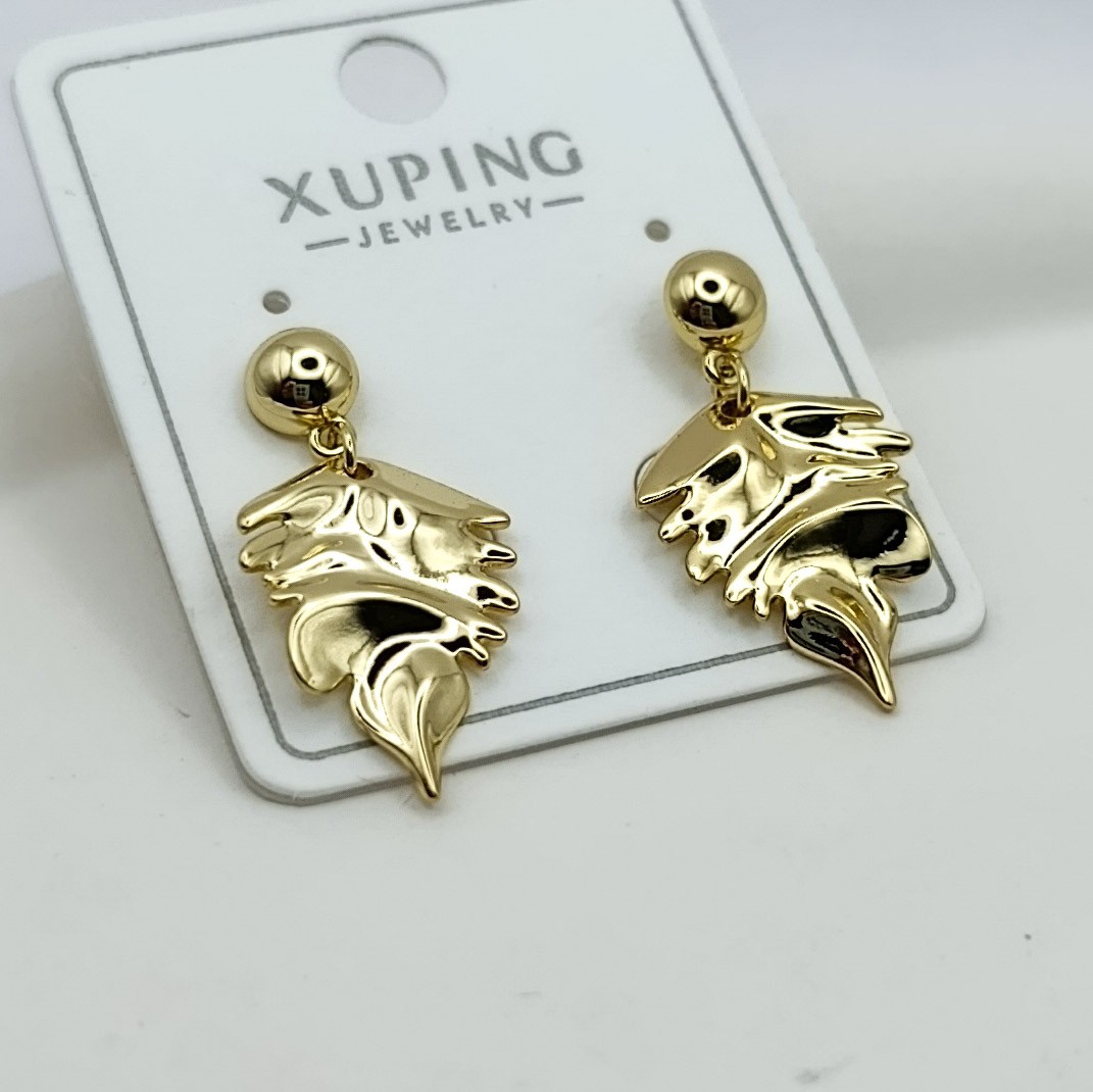 Xuping Küpe Leaf Model Dalgalı Plaka Yapı 14k Gold Renk