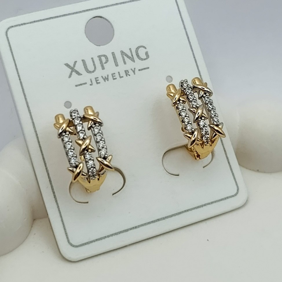 Xuping Küpe Yıldız Yolu Zirkon Taşllar Üzerine Parıltı Detay Halka Tipi Rose Gold Renk