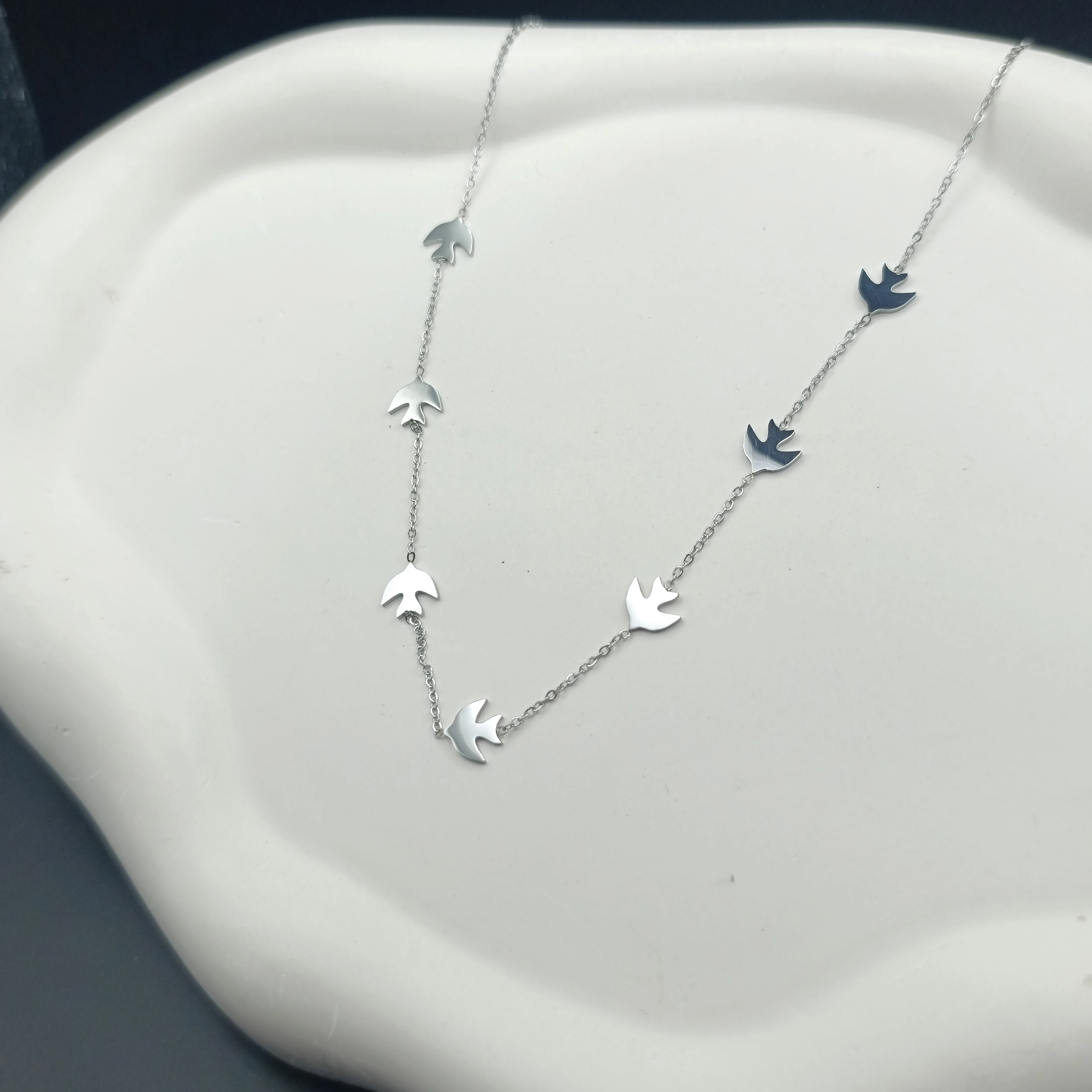 Çelik Kolye Sıralı Uçan Martılar Detaylı  - Gümüş