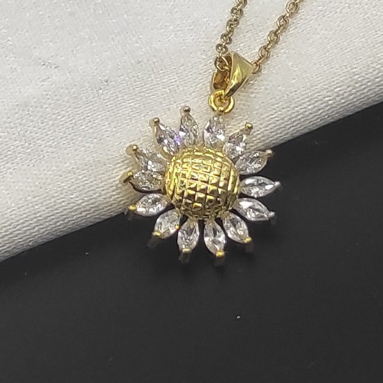 Çelik Taşlı Ayçiçeği Model Kolye Gold Renk