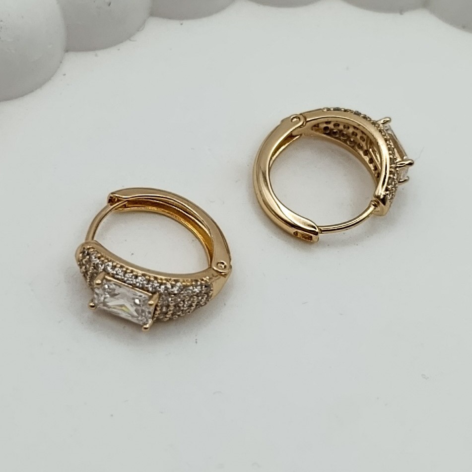 Xuping Küpe Kraliçe Taşı Model Baget ve Sıvama Zirkon Taşlı Rose Gold Renk