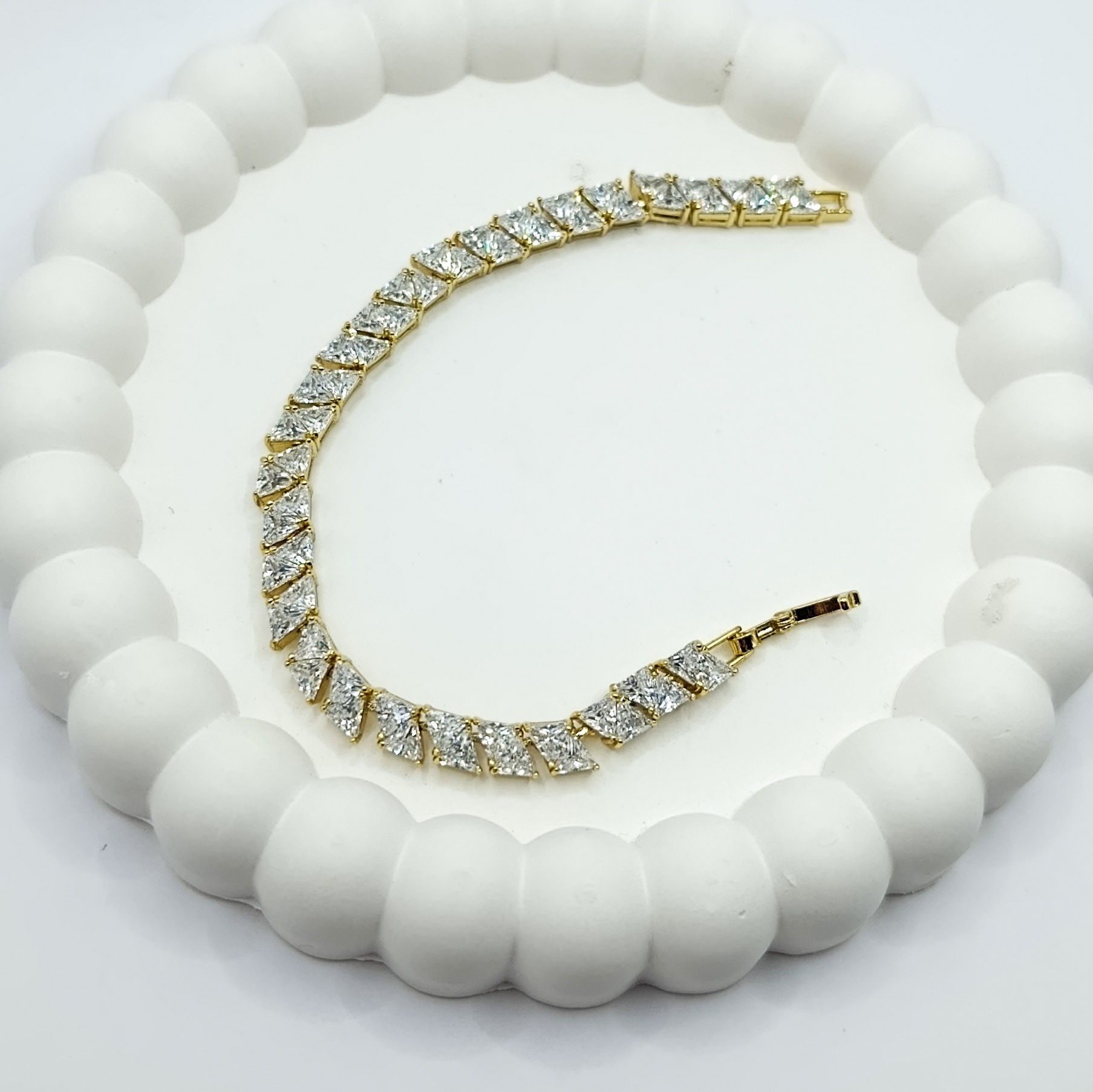 XUPİNG Kesme Zirkon Taşlı Diya Model Bileklik Gold Renk