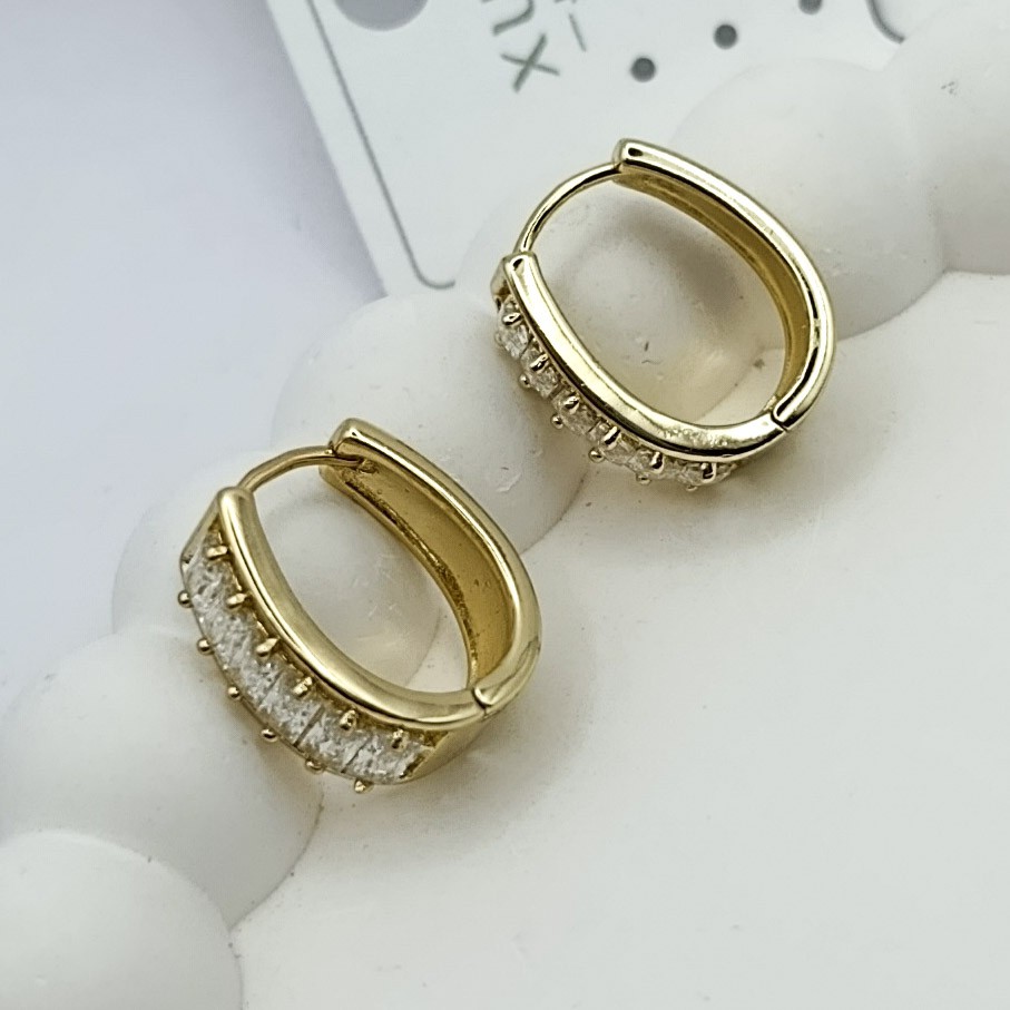 Xuping Küpe Prestige Yarım Suyolu Halka Model  Zirkon Taşlı 14k Gold Renk