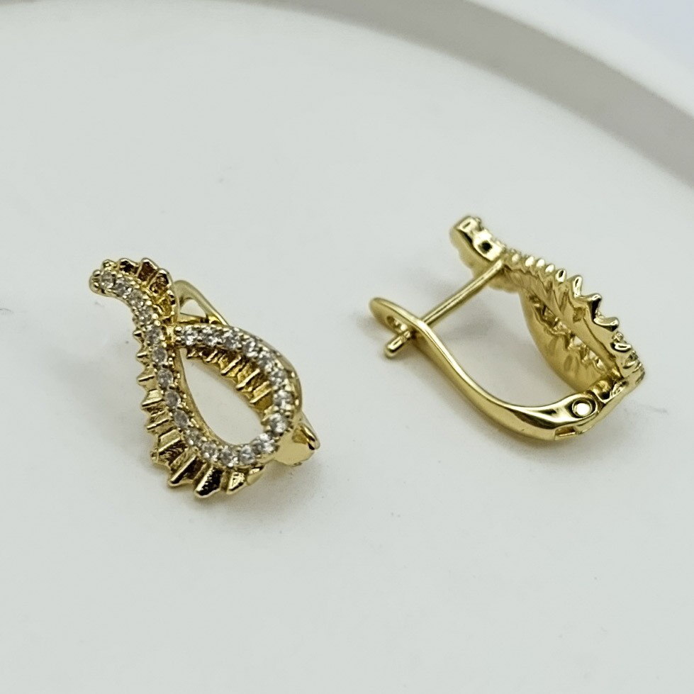 Xuping Altın Damla Model Zirkon Taşlı 14k Gold Renk