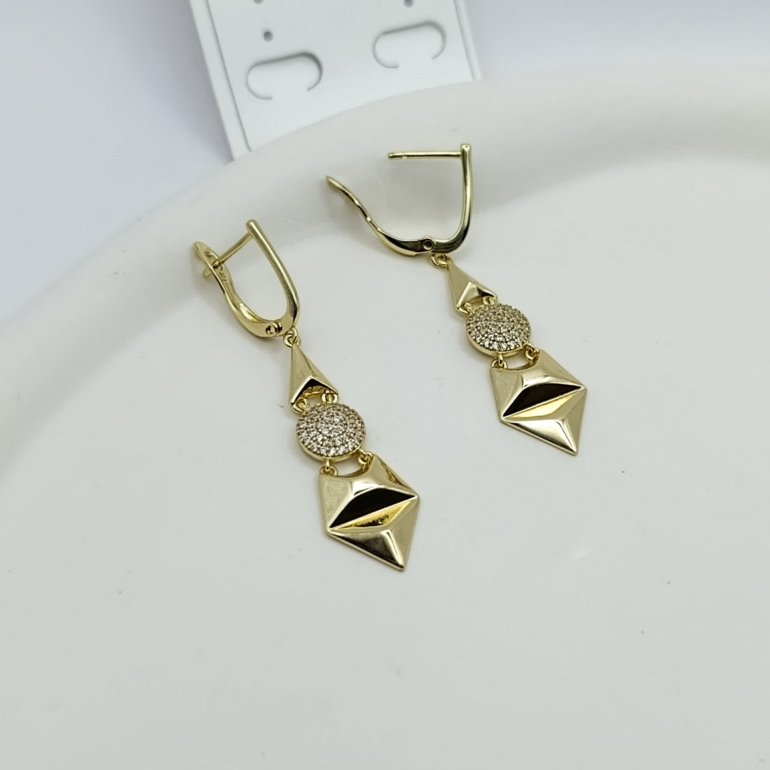 Xuping Küpe Prism Model Sallantılı Sıvama Zirkon Taşlı 14k Gold Renk