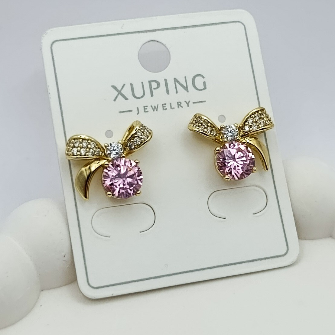 Xuping Küpe Aşk Taşı Model Fiyonk ve Pembe Taş Detay Zirkon Taşlı 14k Gold Renk
