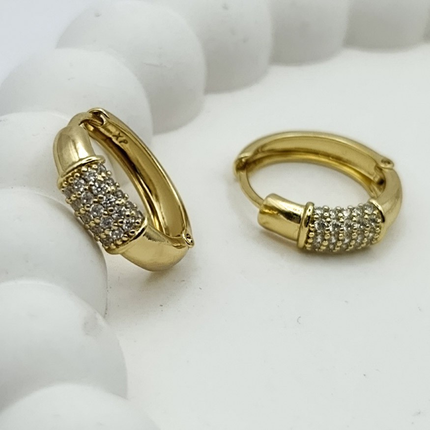 Xuping Küpe Altın Çizgiler Halka Model Zirkon Taşlı Şık Tasarım 14k Gold Renk
