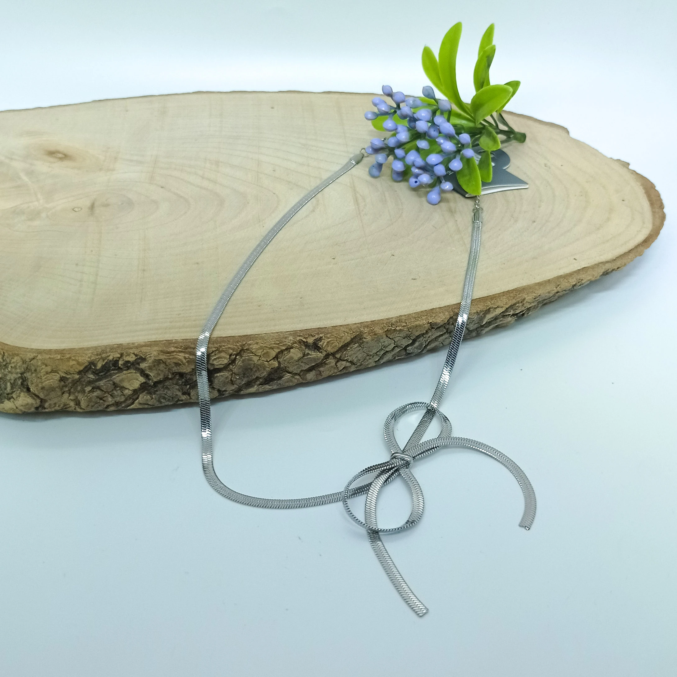 Çelik italyan zincirli yan fiyonk model kolye - Gümüş