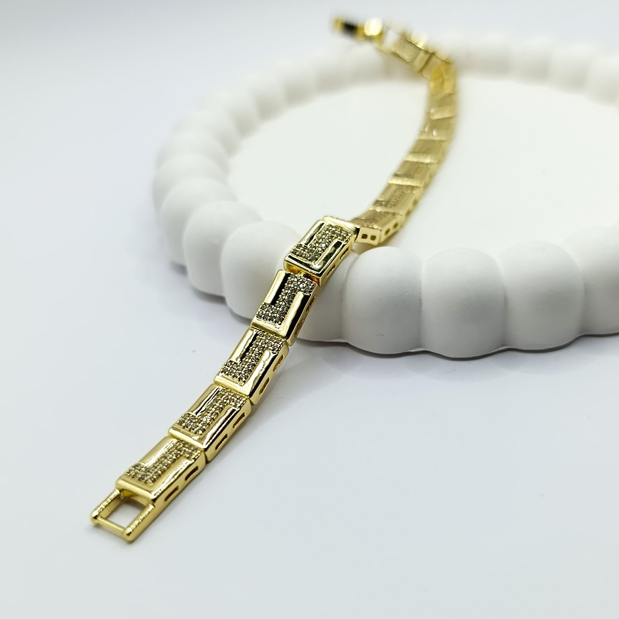 Xuping Bileklik Dikdörtgen Taneli Zincir Desenli Sıvama Zirkon Taşlı 14K Gold Renk