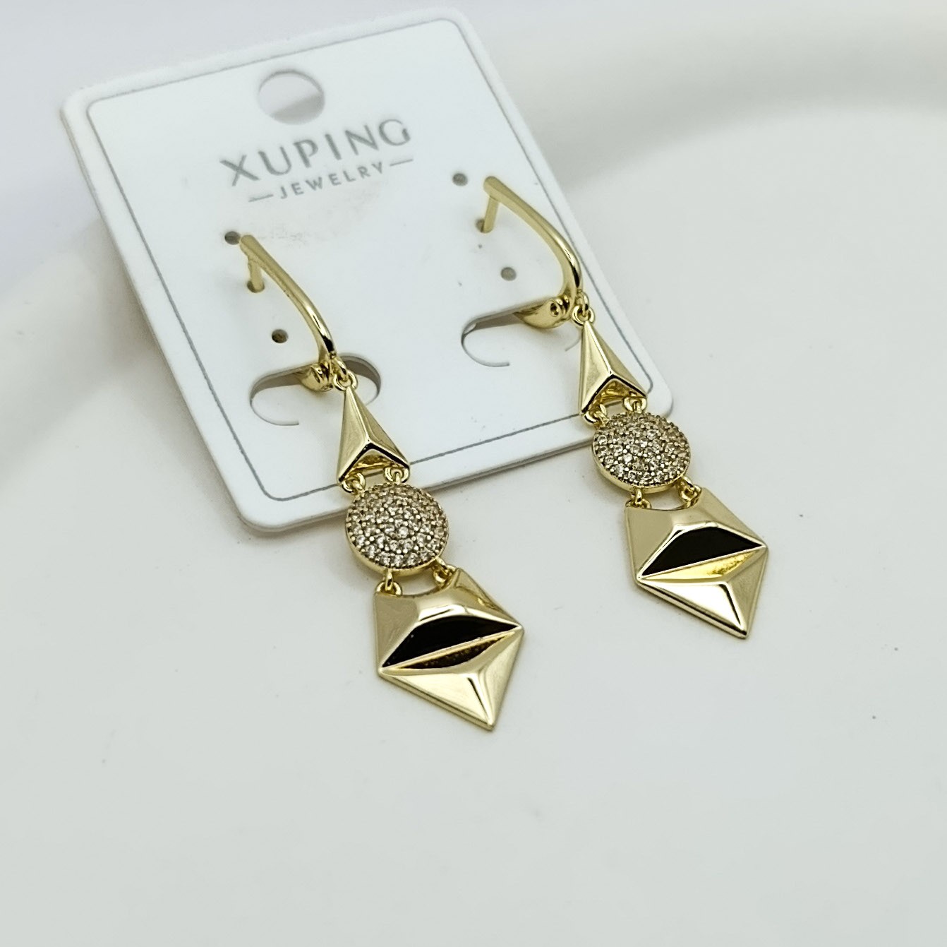 Xuping Küpe Prism Model Sallantılı Sıvama Zirkon Taşlı 14k Gold Renk