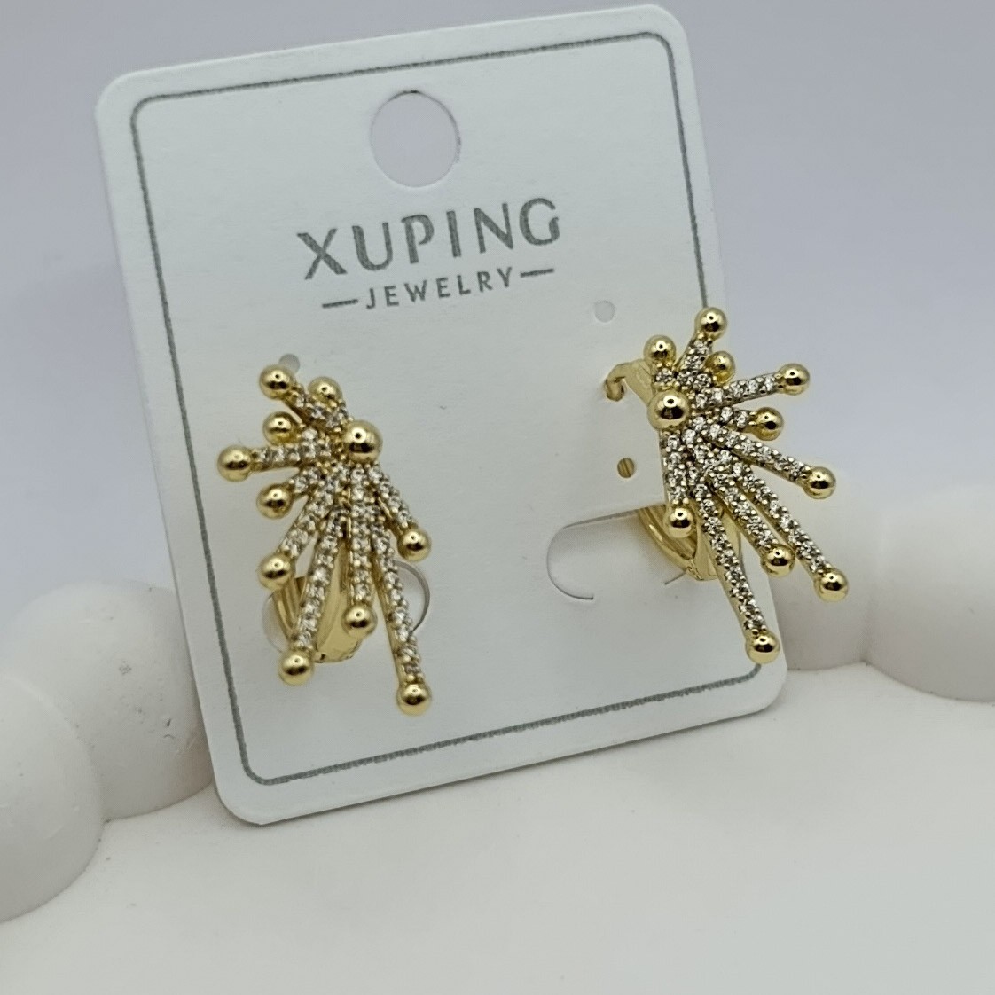 Xuping Küpe Işık Saçan Model Halka Üzeri Gün Işığı Zirkon Taşlı 14k Gold Renk
