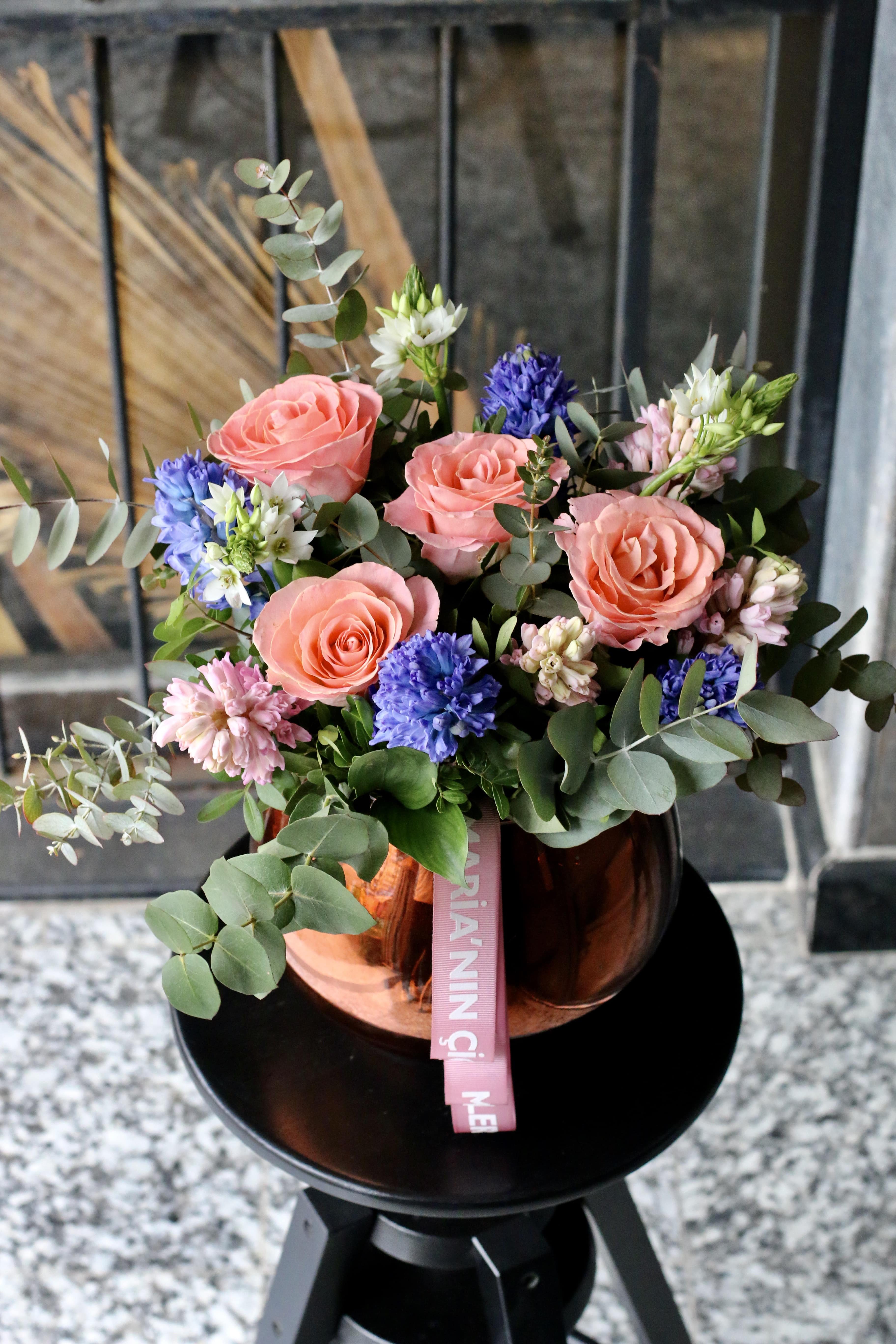 Arrangement by Merie