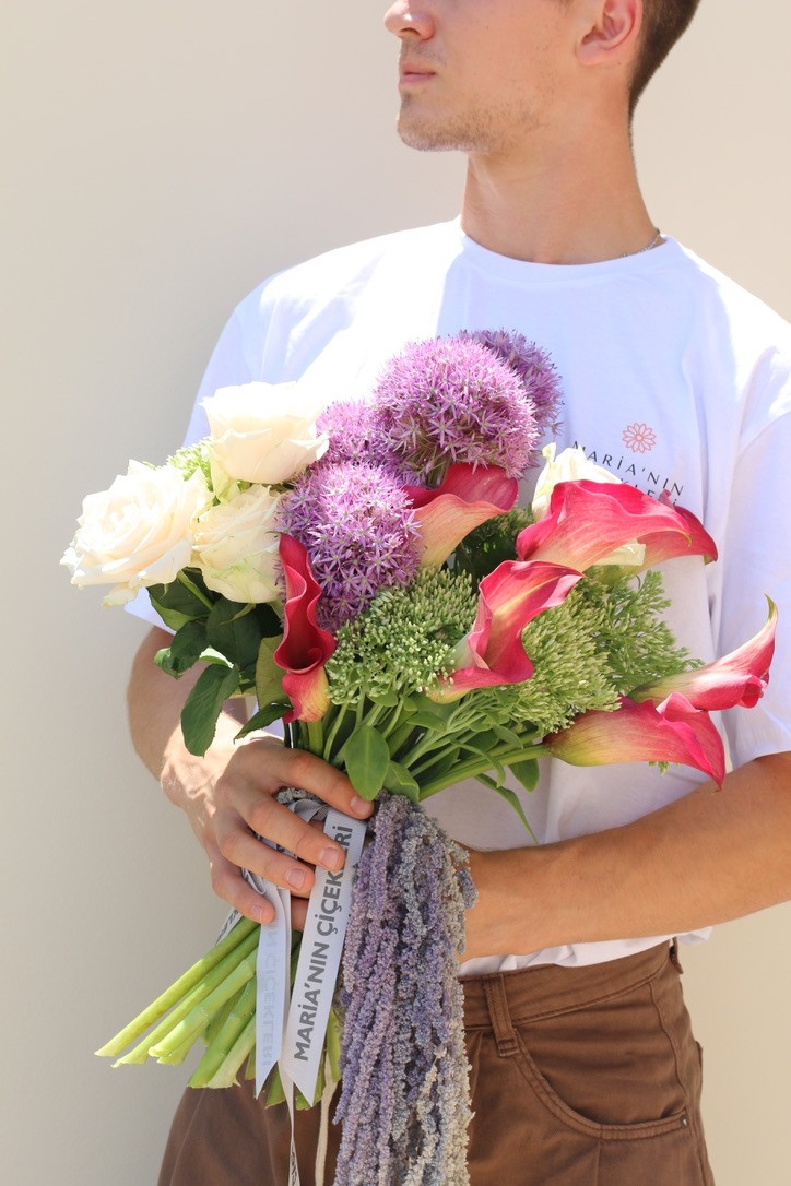 Lumi Bouquet