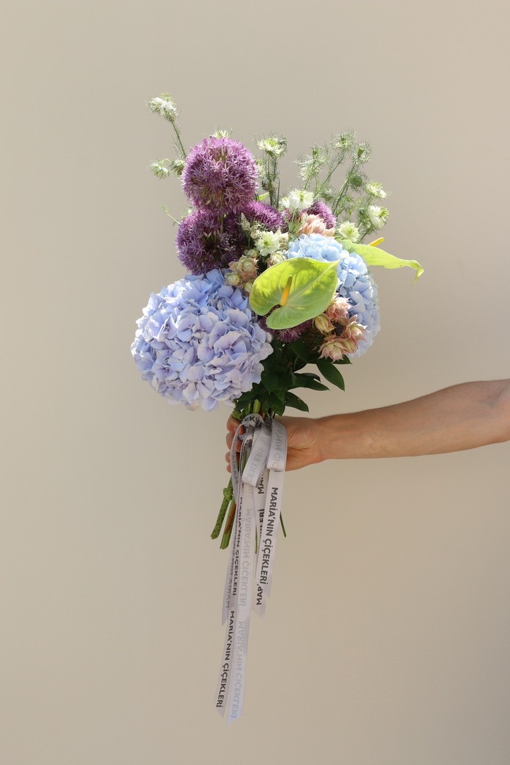 Aura Bouquet