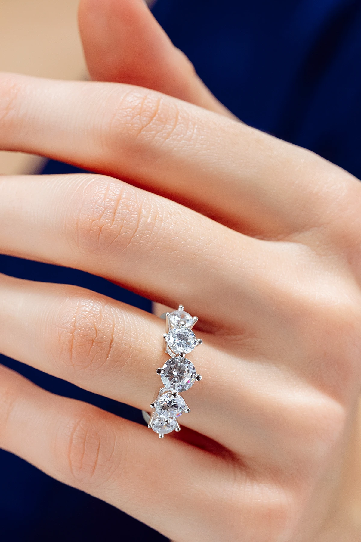 Gümüş Beştaş Bayan Gümüş Yüzük