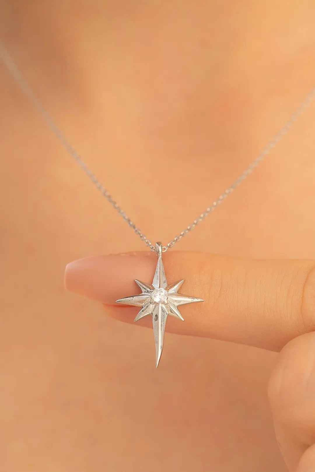 Women's Silver Necklace Zircon Stone-set Polar Star Motif Silver Necklace