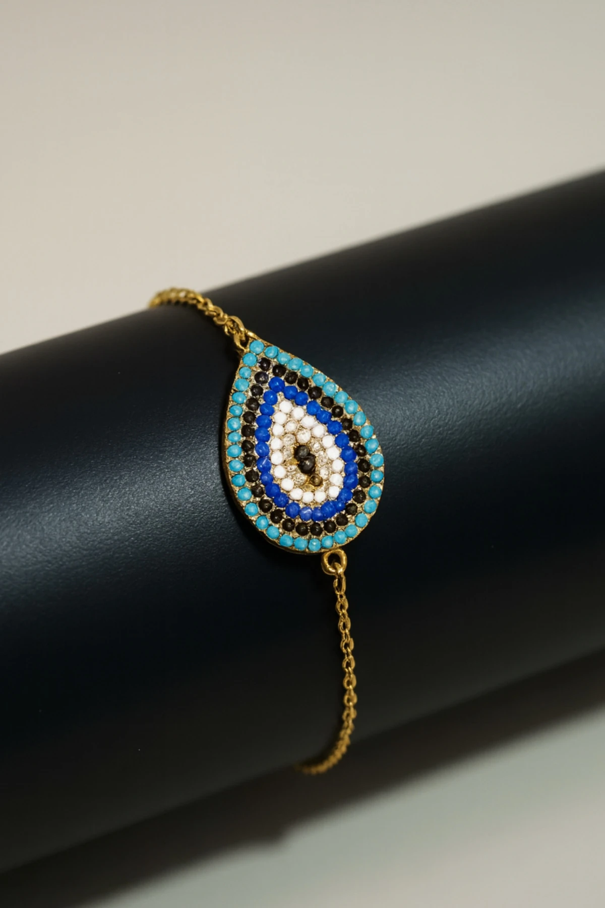 Kadın Gümüş Bileklik - Damla Model Nazar Boncuk Detaylı Zirkon Taşlı Gümüş Bileklik