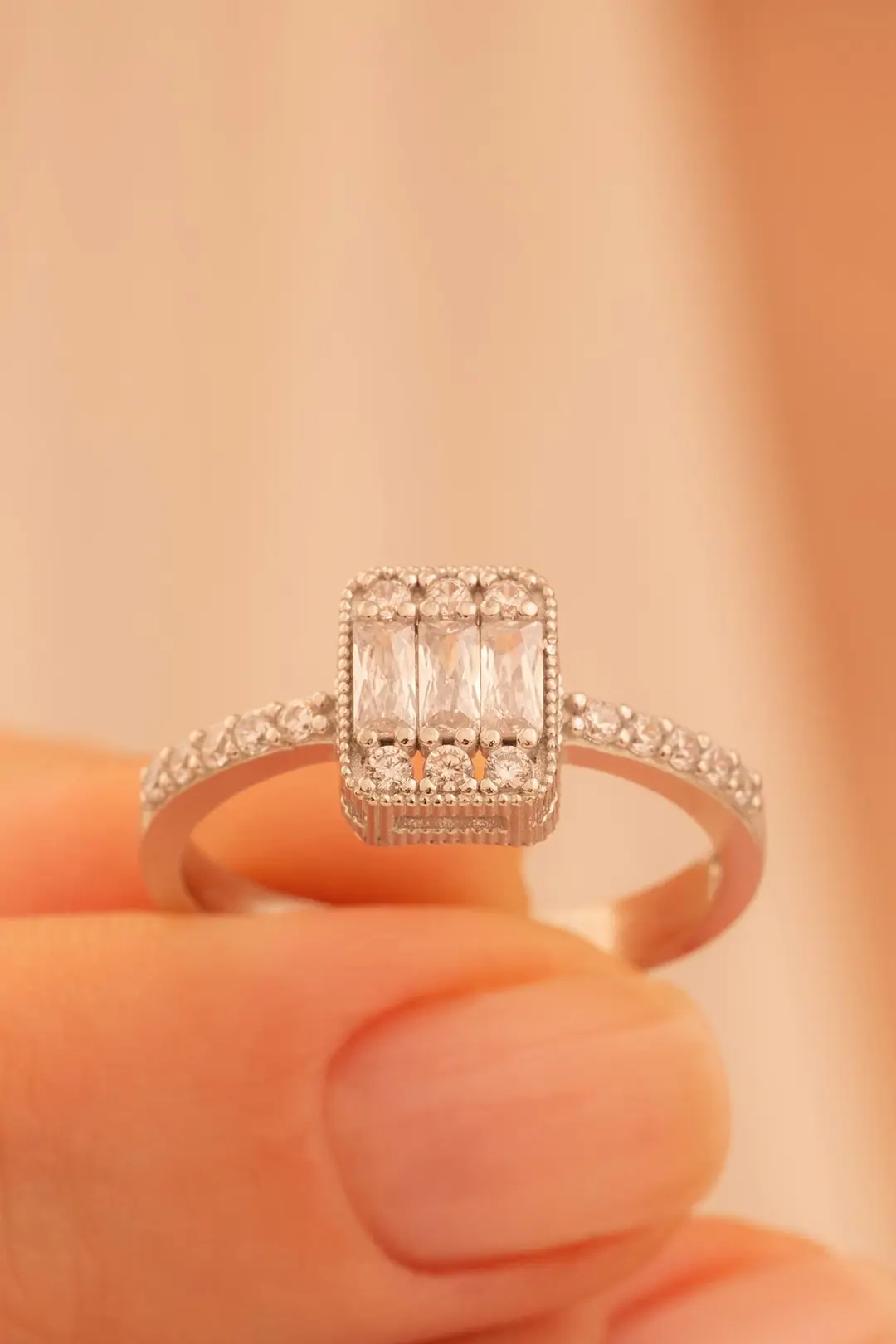 Women's Silver Ring Sultan Baguette Stone-set Zircon Süslemeli Women's Ring