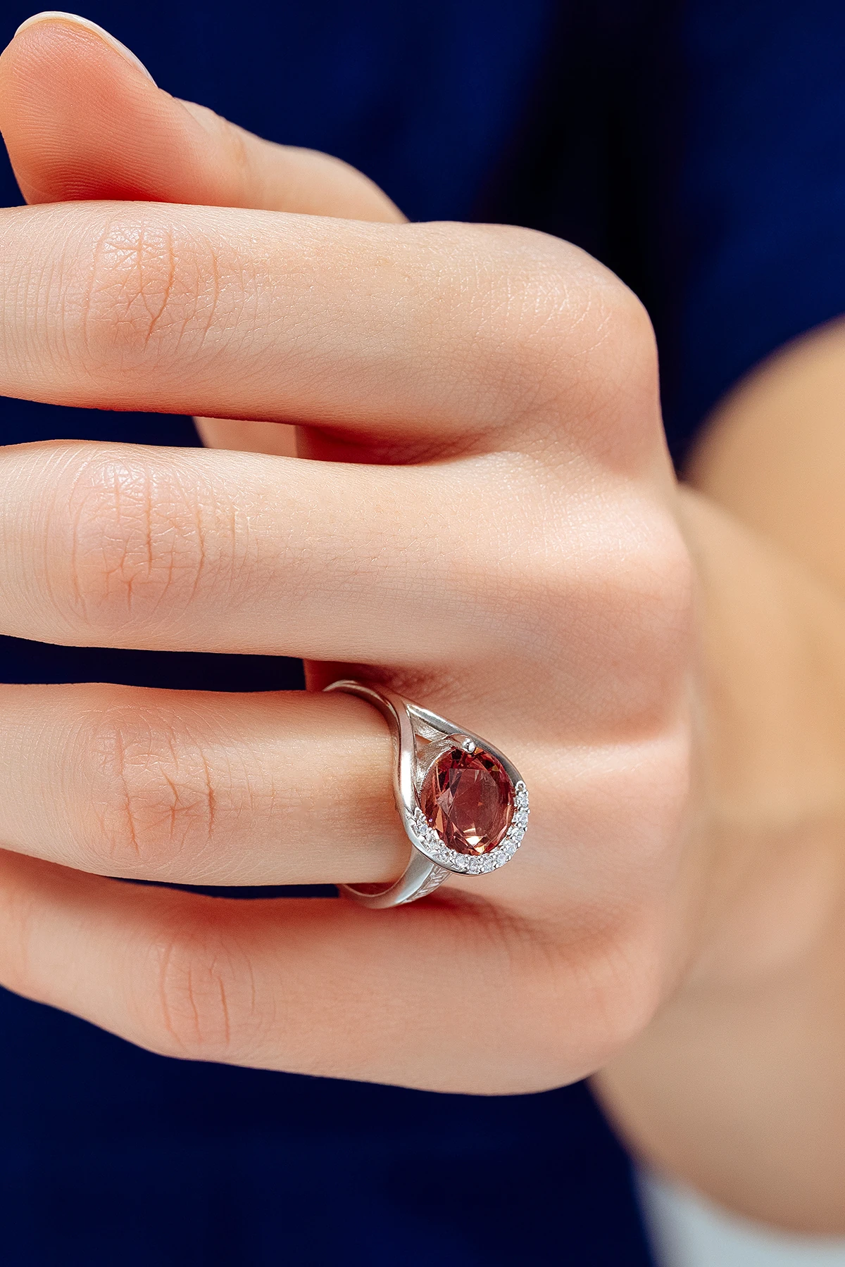 Kadın Gümüş Yüzük - Zultanit Taşlı Grek Desenli Yuvarlak Model Yüzük