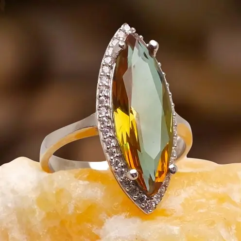 Marquise Zultanit Women's Silver Ring