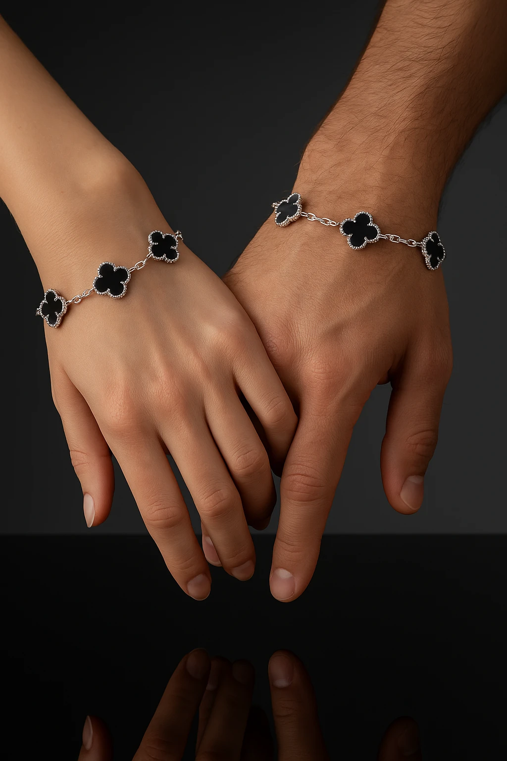 Kadın 925 Ayar Gümüş Siyah Oniks Taşlı Yonca Model Zincir Bileklik