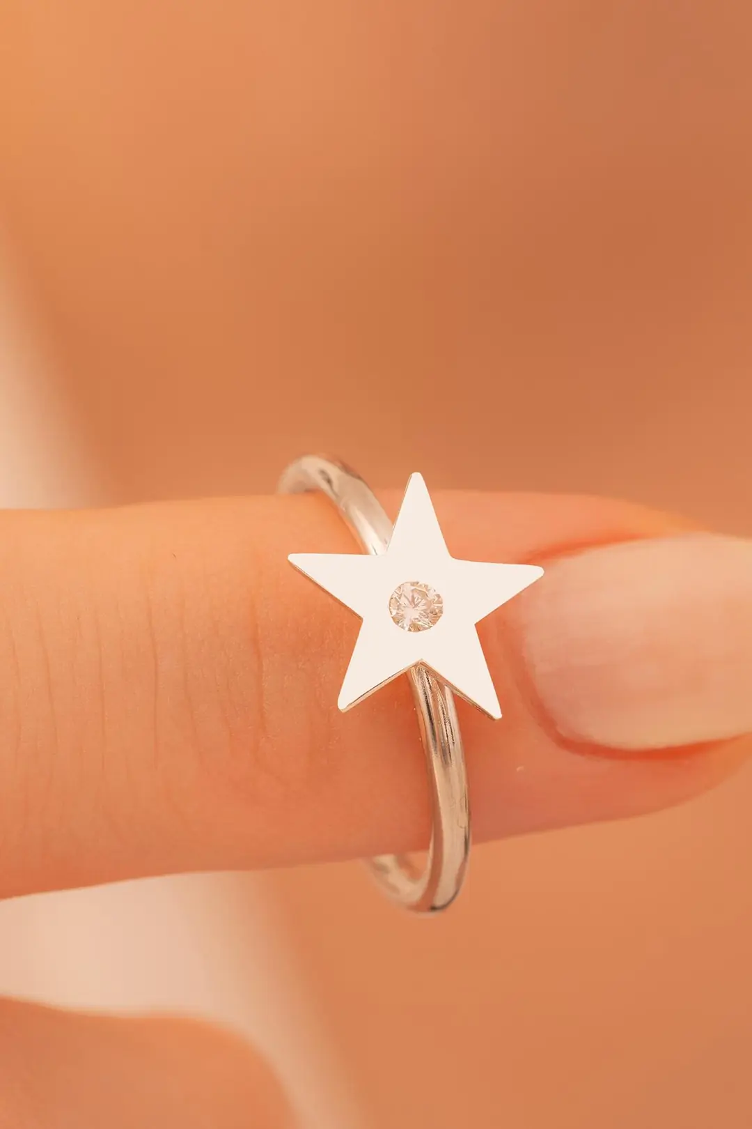 Women's Silver Ring Handcrafted Star Motif Zircon Stone-set Women's Ring