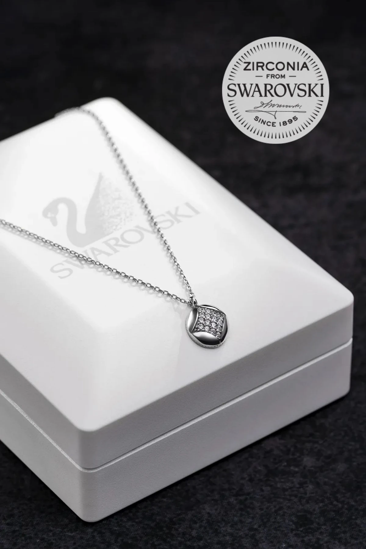 Kadın Gümüş Kolye - Swarovski Taşlı Zirconia Pırlanta Motifli Kadın Kolye