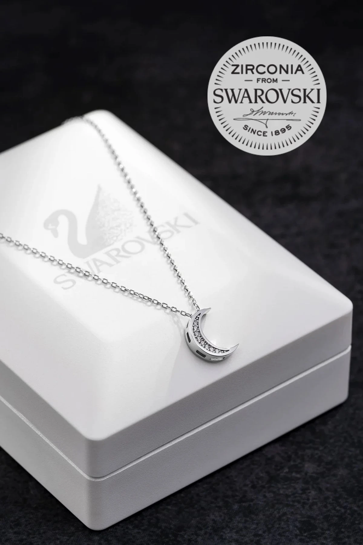 Kadın Gümüş Kolye - Swarovski Taşlı Zirconia Ay Motifli Kadın Kolye