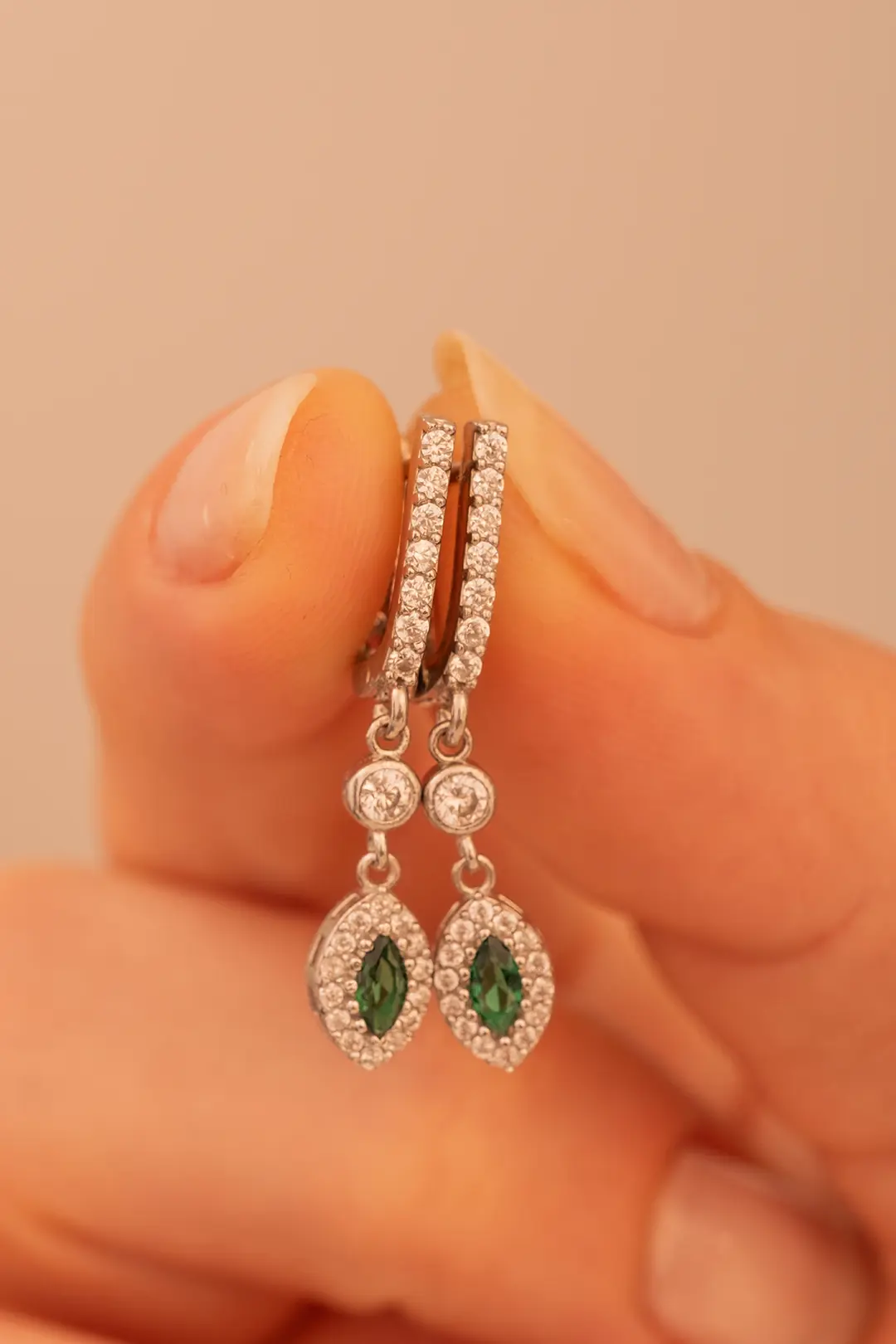 Women's Silver Earrings Pera Emerald Marquise Stone-set 925 K Silver Earrings