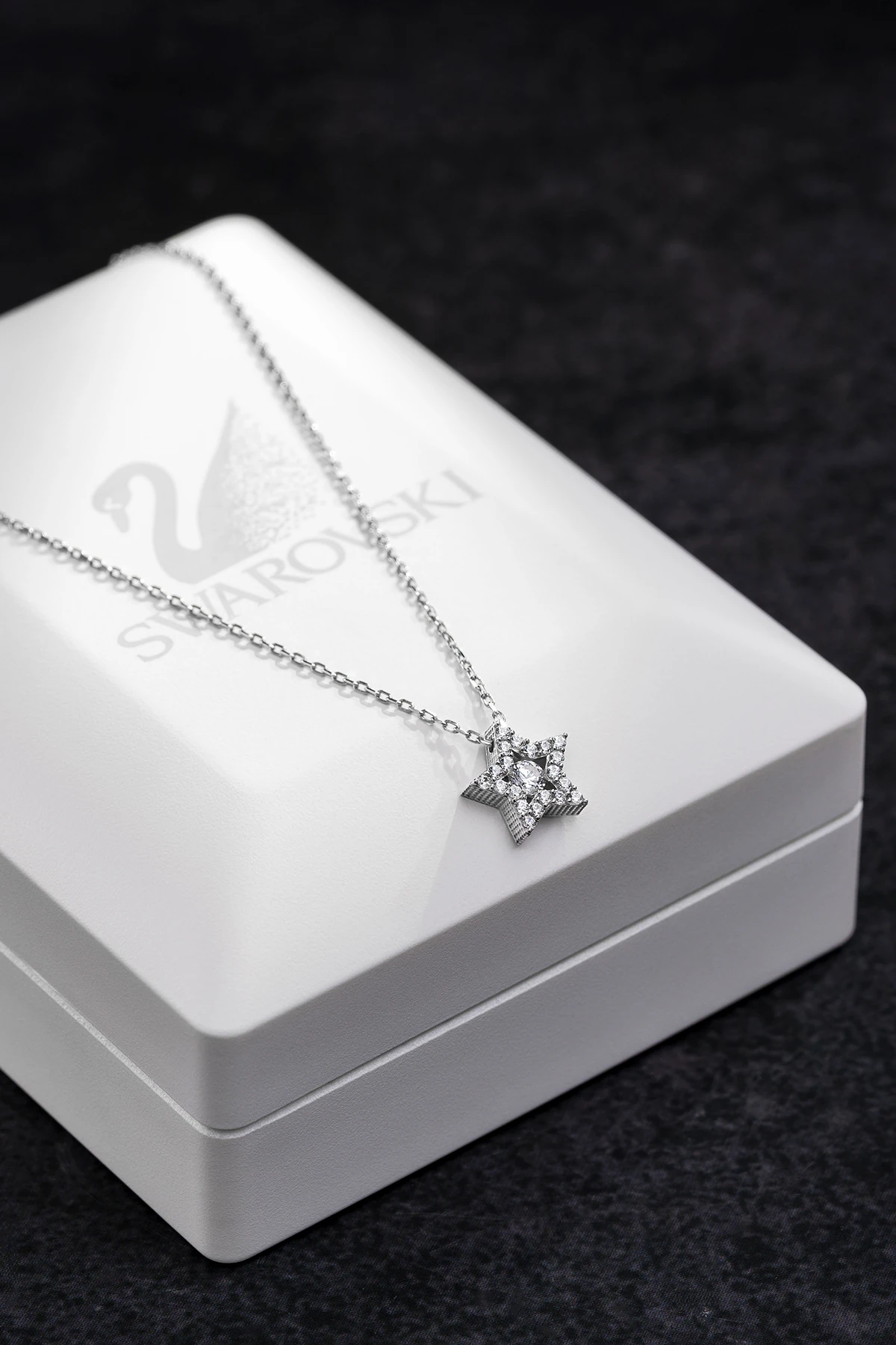 Kadın Gümüş Kolye - Swarovski Taşlı Zirconia Çok Taşlı Yıldız Motifli Kadın Kolye