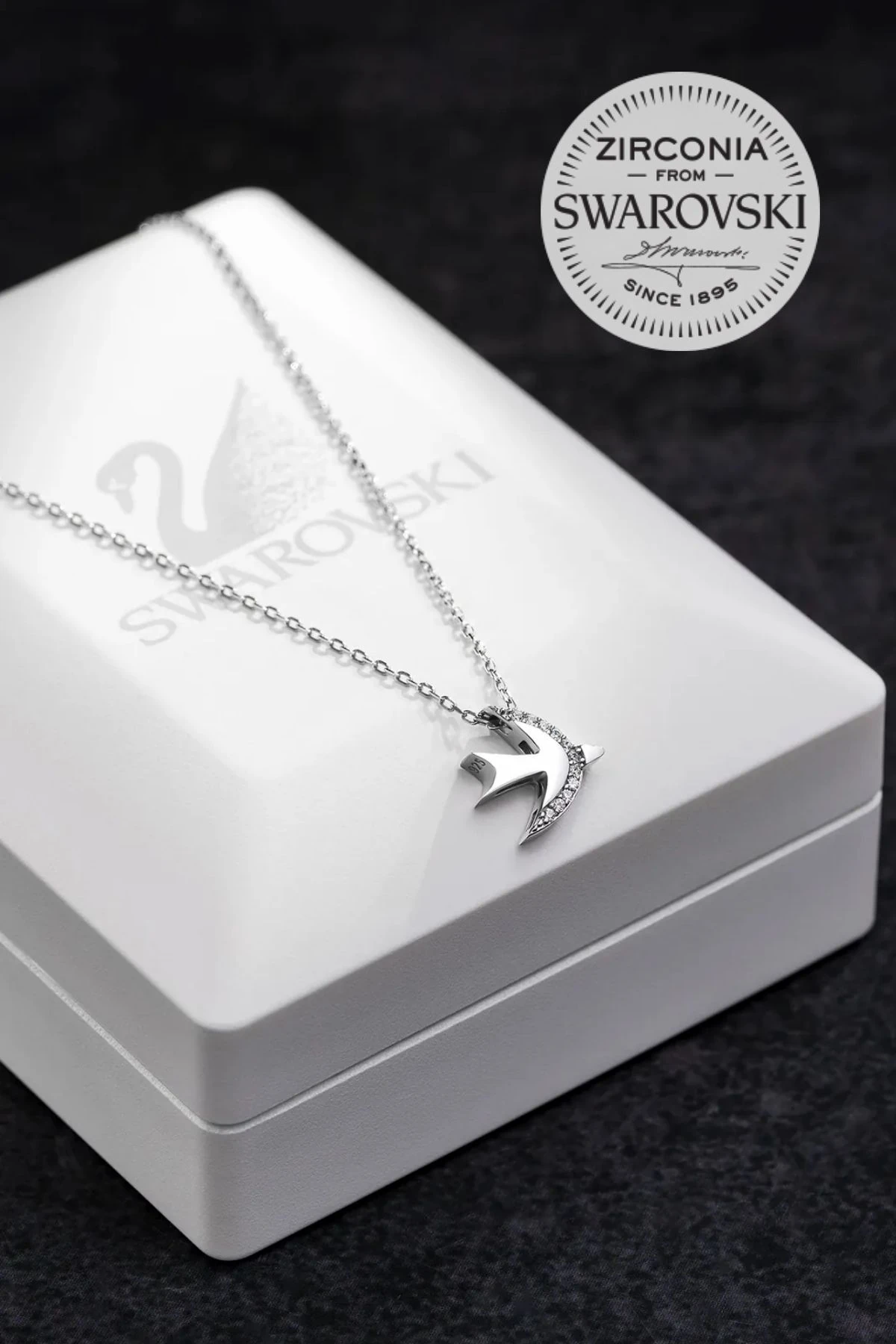 Kadın Gümüş Kolye - Swarovski Taşlı Tek Sıra Zirconia Ay Motifli Kuş Kadın Kolye