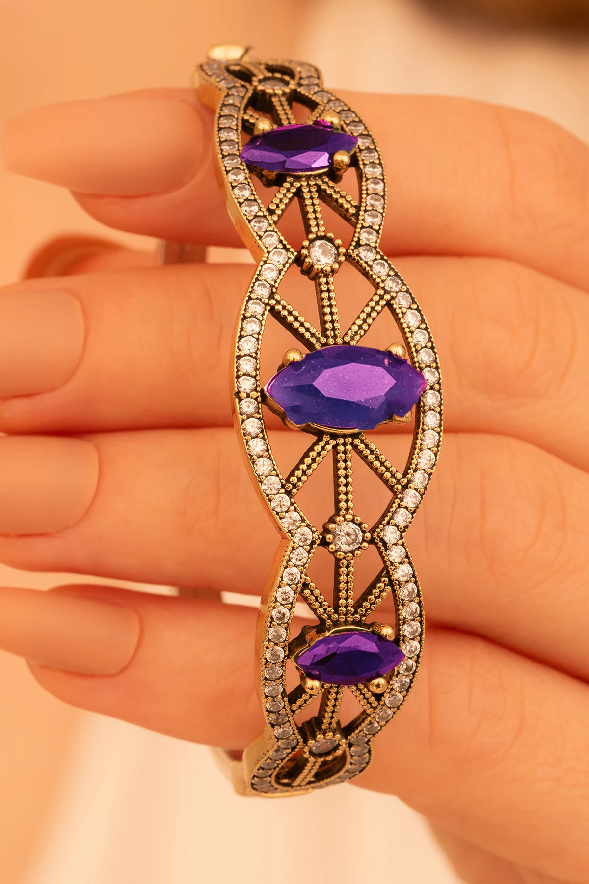 Kadın Gümüş Bileklik - Ametist Ve Zirkon Taşlı Otantik Gümüş Kelepçe Bileklik