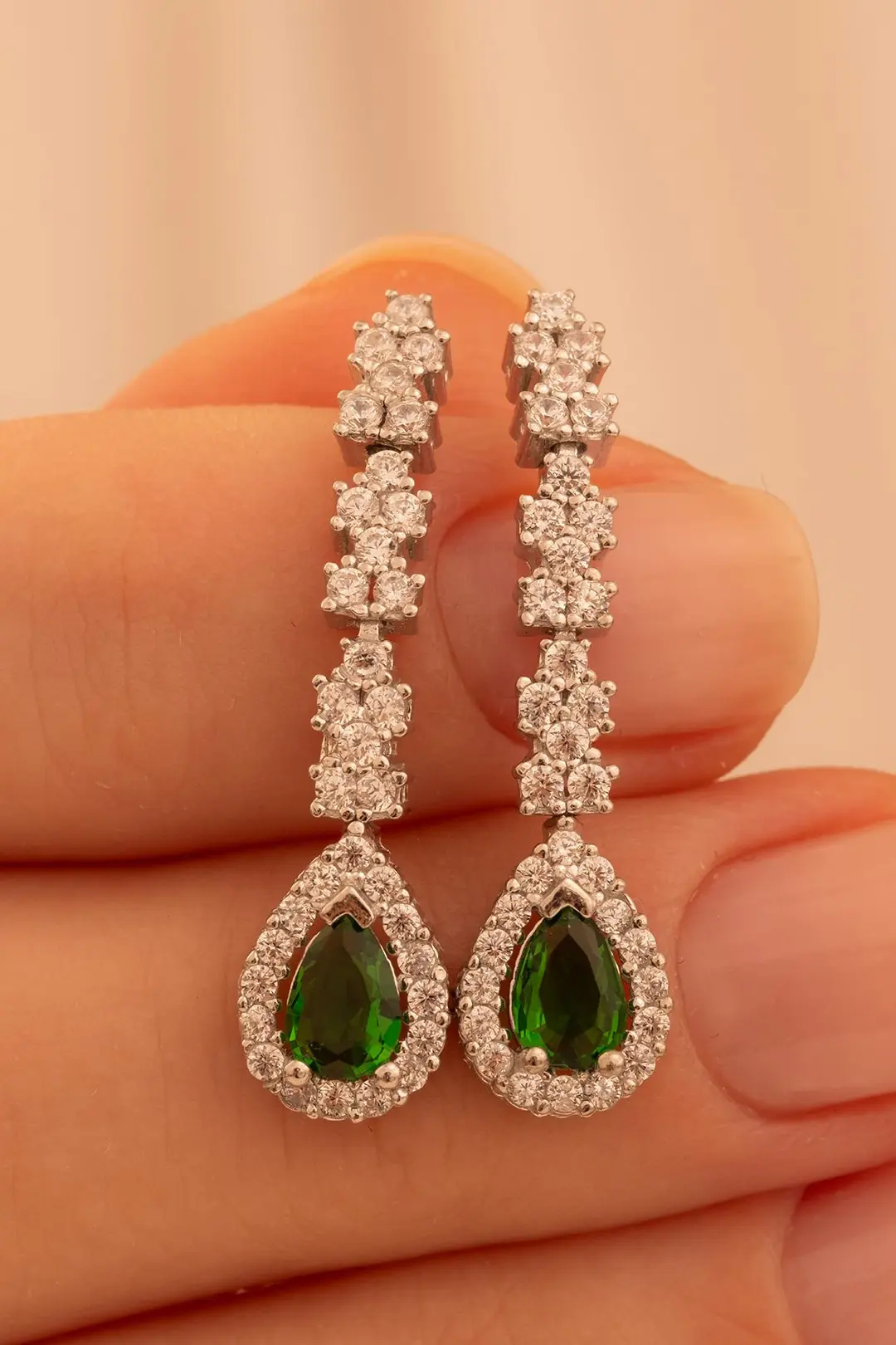 Women's Silver Earrings Peri Emerald Stone-set Drop Women's Earrings