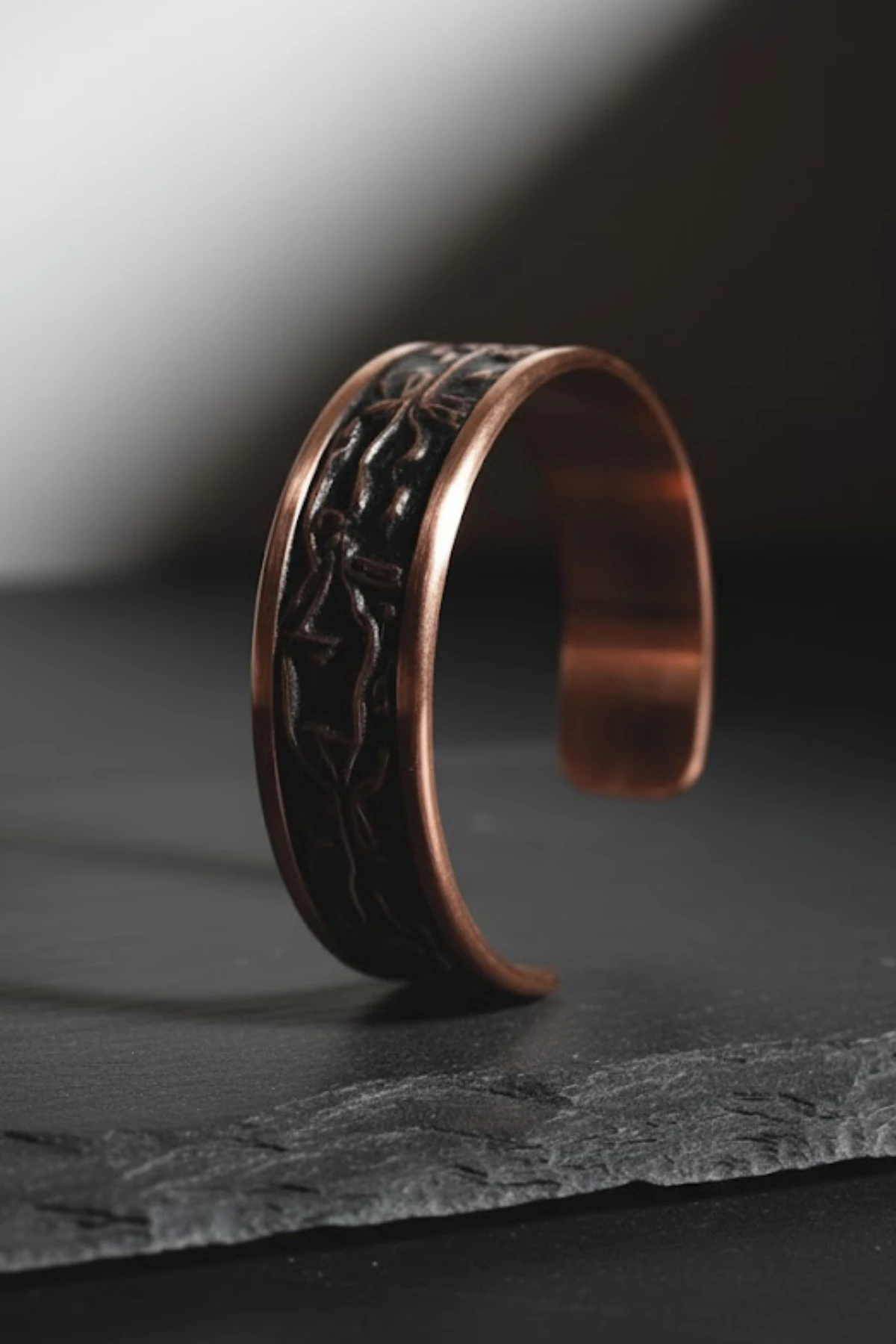 Kadın Bakır Bileklik - Siyah Gece Büyüsü Model Bakır Kadın Bileklik