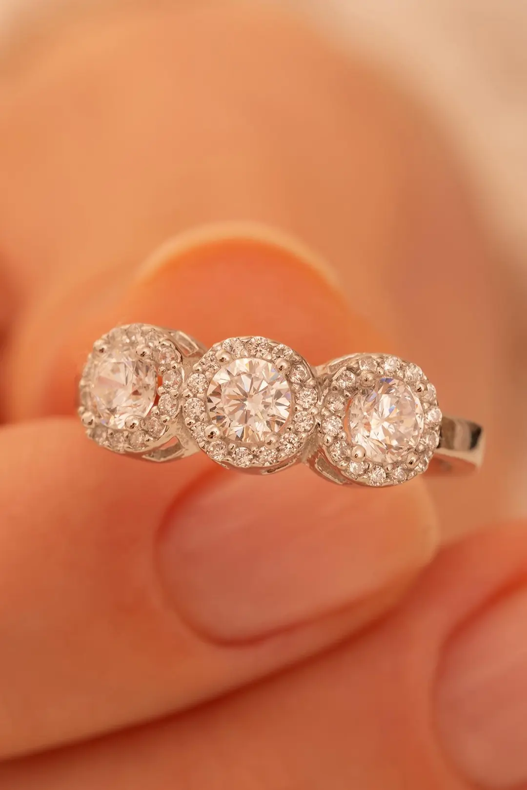 Women's Silver Ring İdil Round Zircon Stone-set Women's Ring