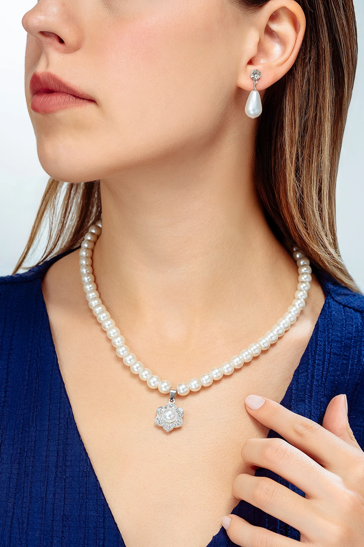 Kadın İnci Kolye Küpe Set - Margaret Model Çiçek Motifli Kadın İnci Set