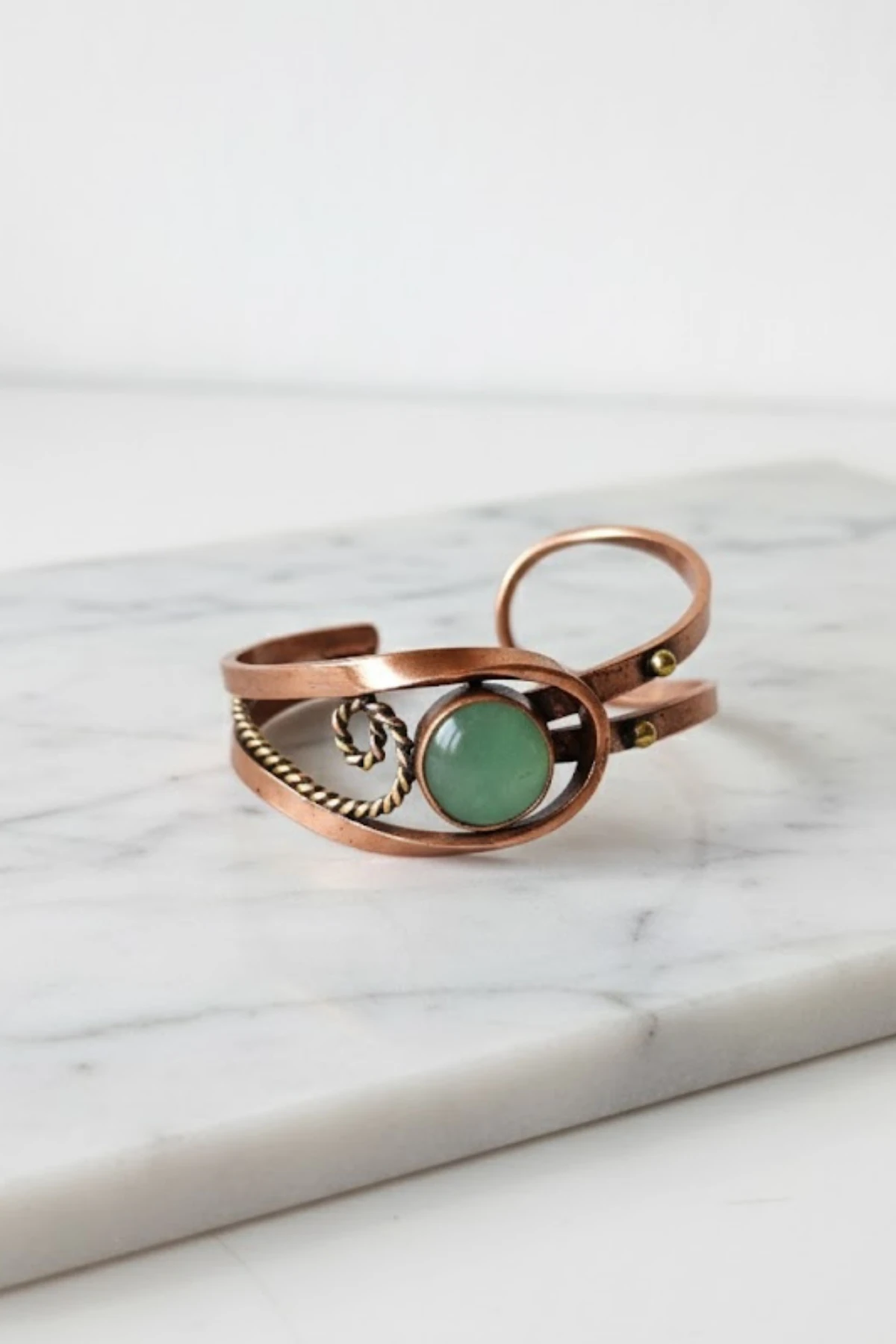 Erkek Çelik Bileklik - Siyah Deri Model Siyah Kesik Spiral Desenli Erkek Bileklik