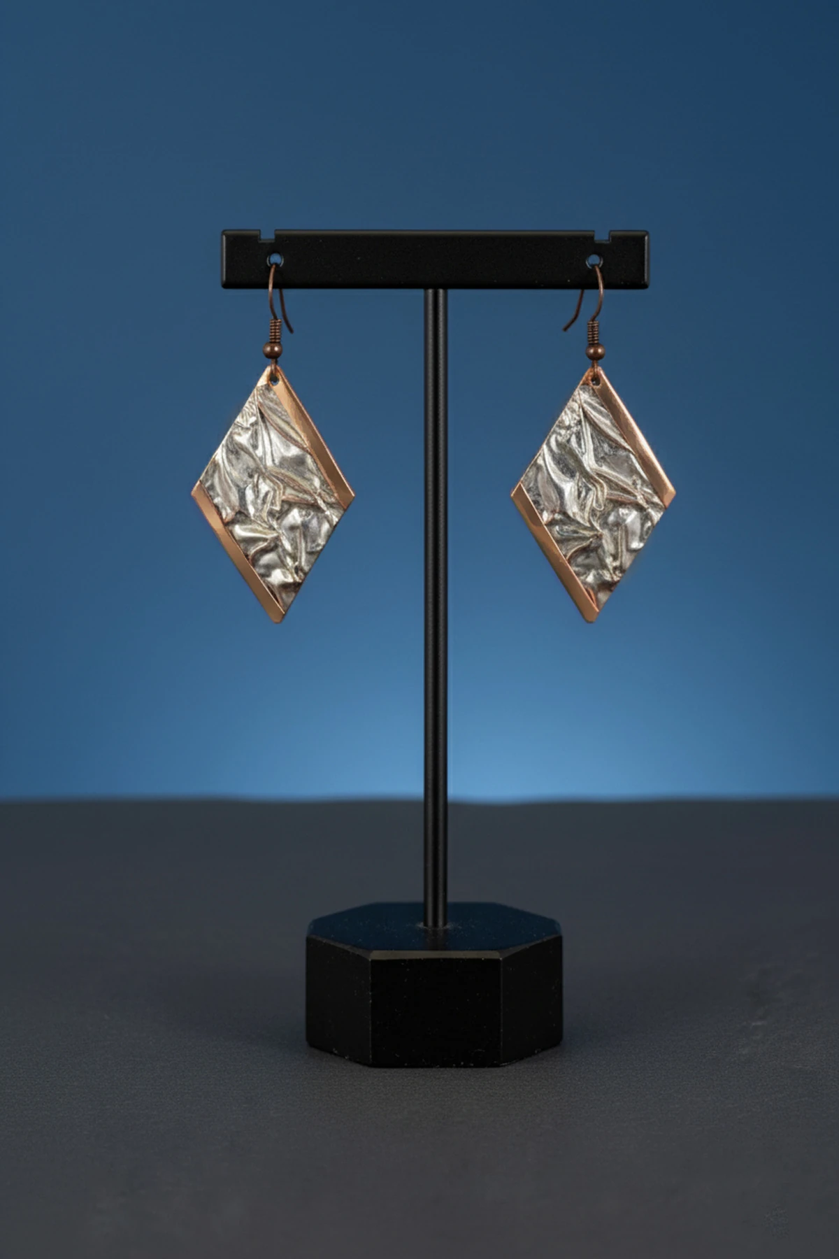 Kadın Bakır Küpe - Beyaz Yıldız Tozu Model Bakır Kadın Küpe