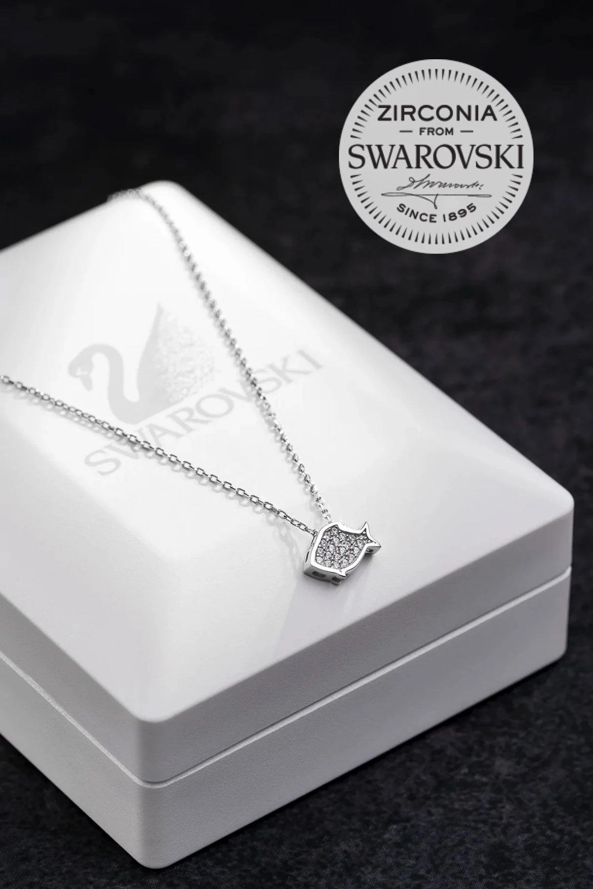 Kadın Gümüş Kolye - Swarovski Taşlı Zirconia Balık Motifli Kadın Kolye