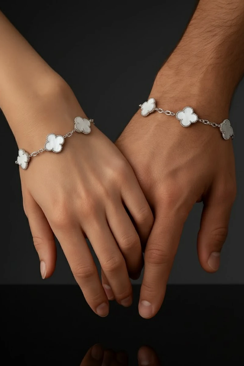 Kadın 925 Ayar Gümüş Beyaz Sedef Taşlı Yonca Model Zincir Bileklik