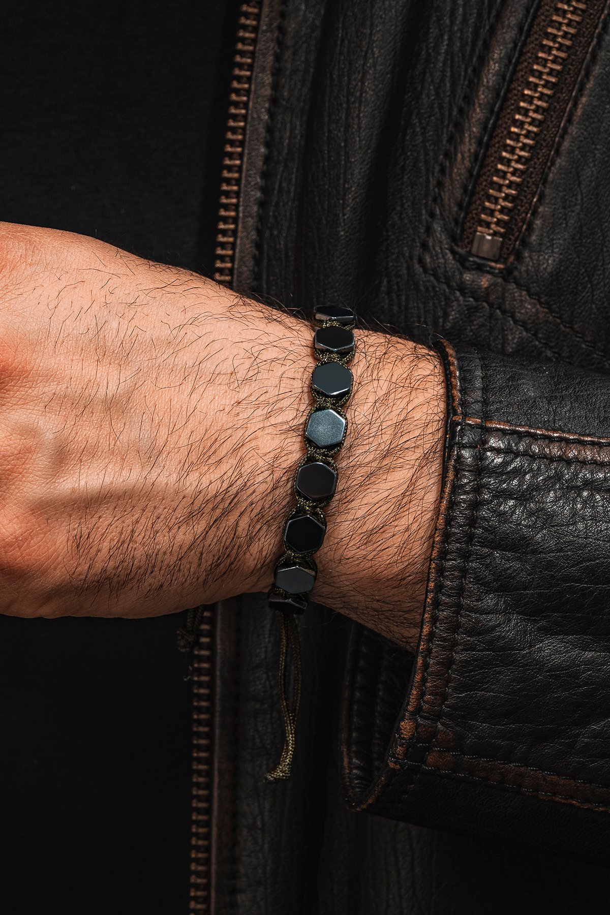Erkek Kadın Doğal Taş Bileklik - Siyah Hematit Doğal Taşlı Yeşil Makrome Model Unisex Bileklik