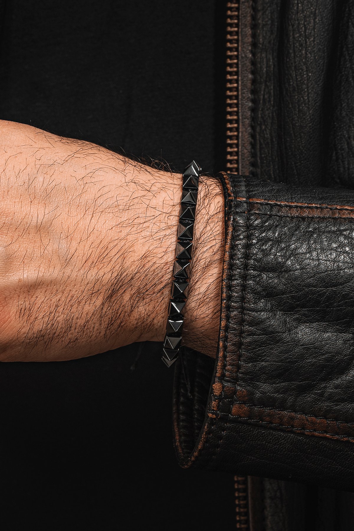 Erkek Kadın Doğal Taş Bileklik - Siyah Hematit Doğal Taşlı Makrome Gotik Tarz Model Unisex Bileklik