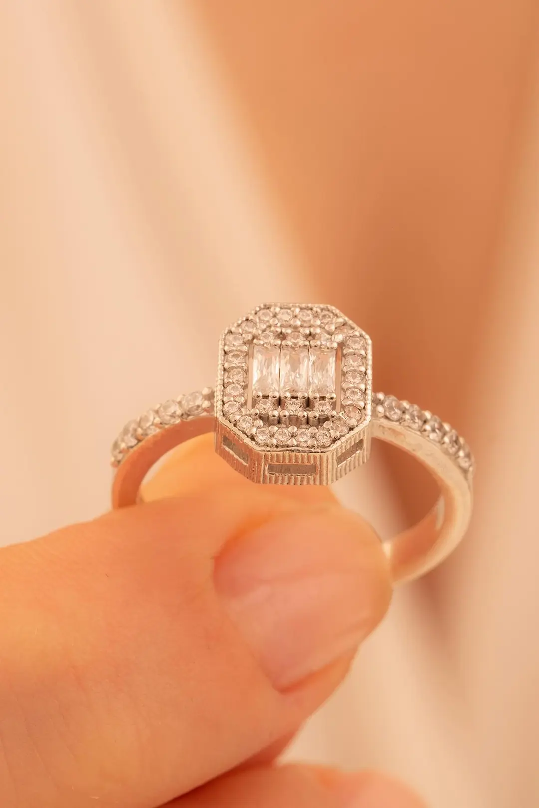 Women's Silver Ring Berlin Baguette Stone-set Women's Ring