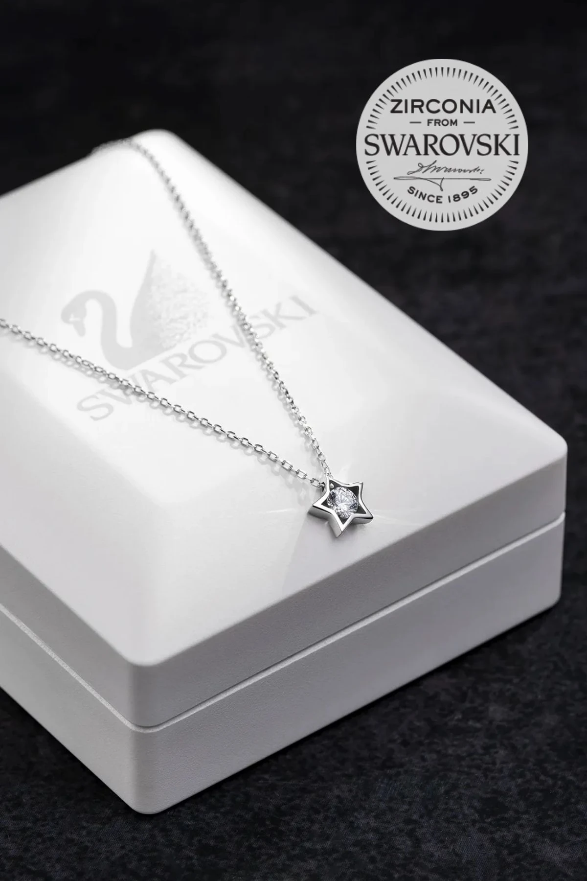 Kadın Gümüş Kolye - Swarovski Taşlı Zirconia İçi Taşlı Yıldız Motifli Kadın Kolye