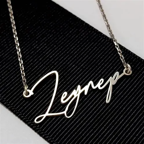 Personalized Women's Silver Necklace Zeynep