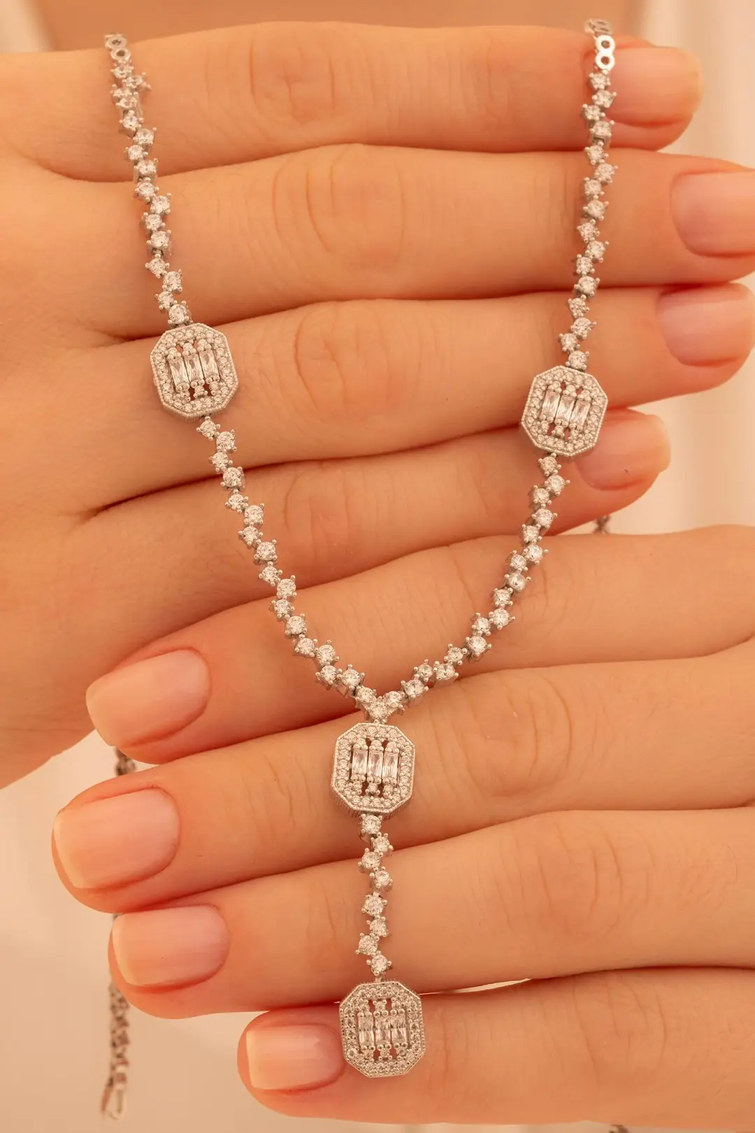 Women's Silver Necklace Nevrez Baguette Stone-set Zircon Süslemeli Women's Necklace