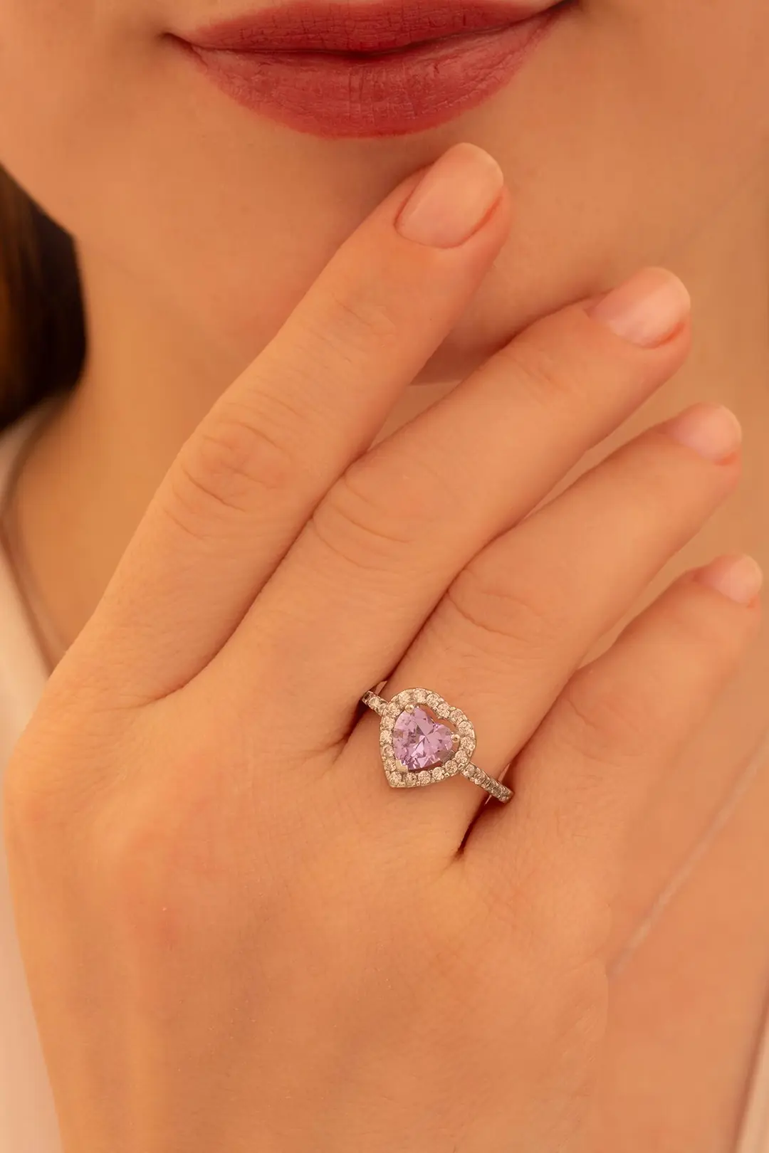 Women's Silver Ring Heart Amethyst Stone-set Zircon Süslemeli Rhodium-Plated Women's Ring
