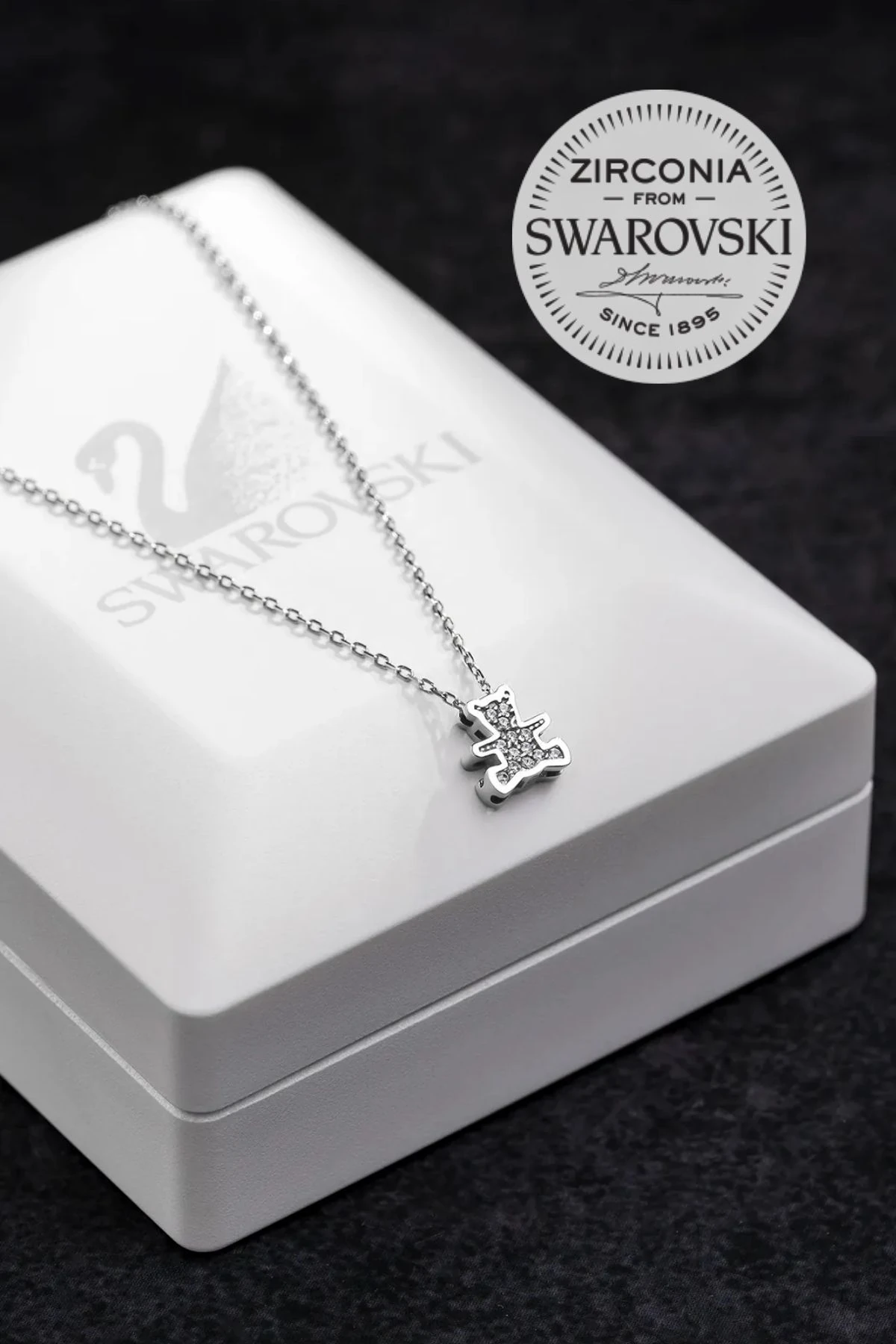 Kadın Gümüş Kolye - Swarovski Taşlı Zirconia Ayıcık Motifli Kadın Kolye